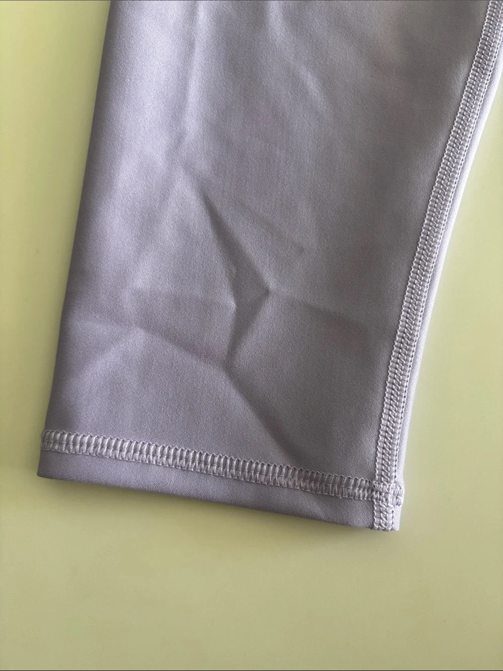 ALO High-Waist Leggings (Size L) color-lavender